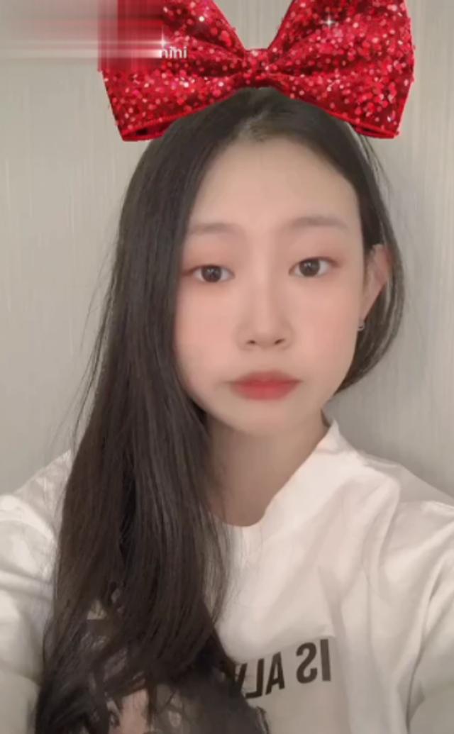 精品视频在线观自拍自拍:01-09-10-34-41-47U:31,精品视频在线观,自拍艺术的演变与探索(关键词,自拍,01-09-10-34-41-47U,31) 精品视频在线观自拍自拍:01-09-10-34-41-47U:31,精品视频在线观,自拍艺术的演变与探索(关键词,自拍,01-09-10-34-41-47U,31)