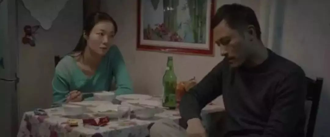 真实国产乱子伦沙发:01-10-12-15-22-46N：21,真实国产乱子伦沙发背后的故事，一场探寻人性深处的探索之旅