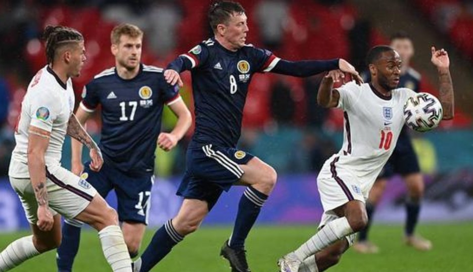 免费人成视频在线播放:01-17-19-23-25-43W:09,免费人成视频在线播放,探索与警示 免费人成视频在线播放:01-17-19-23-25-43W:09,免费人成视频在线播放,探索与警示