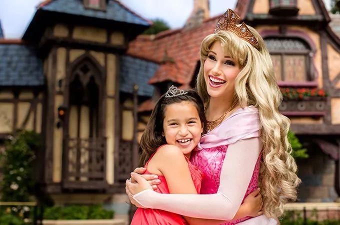 日本伊人精品一区二区三区:04-07-13-20-32-44Y：03,探索日本伊人精品，一区、二区、三区的独特魅力与深度解析