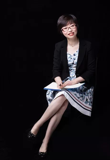 67194熟妇人妻欧美日韩:03-14-25-33-43-47K：07,多元文化下的影像探索，欧美日韩的熟妇人妻文化及其数字时代的变迁