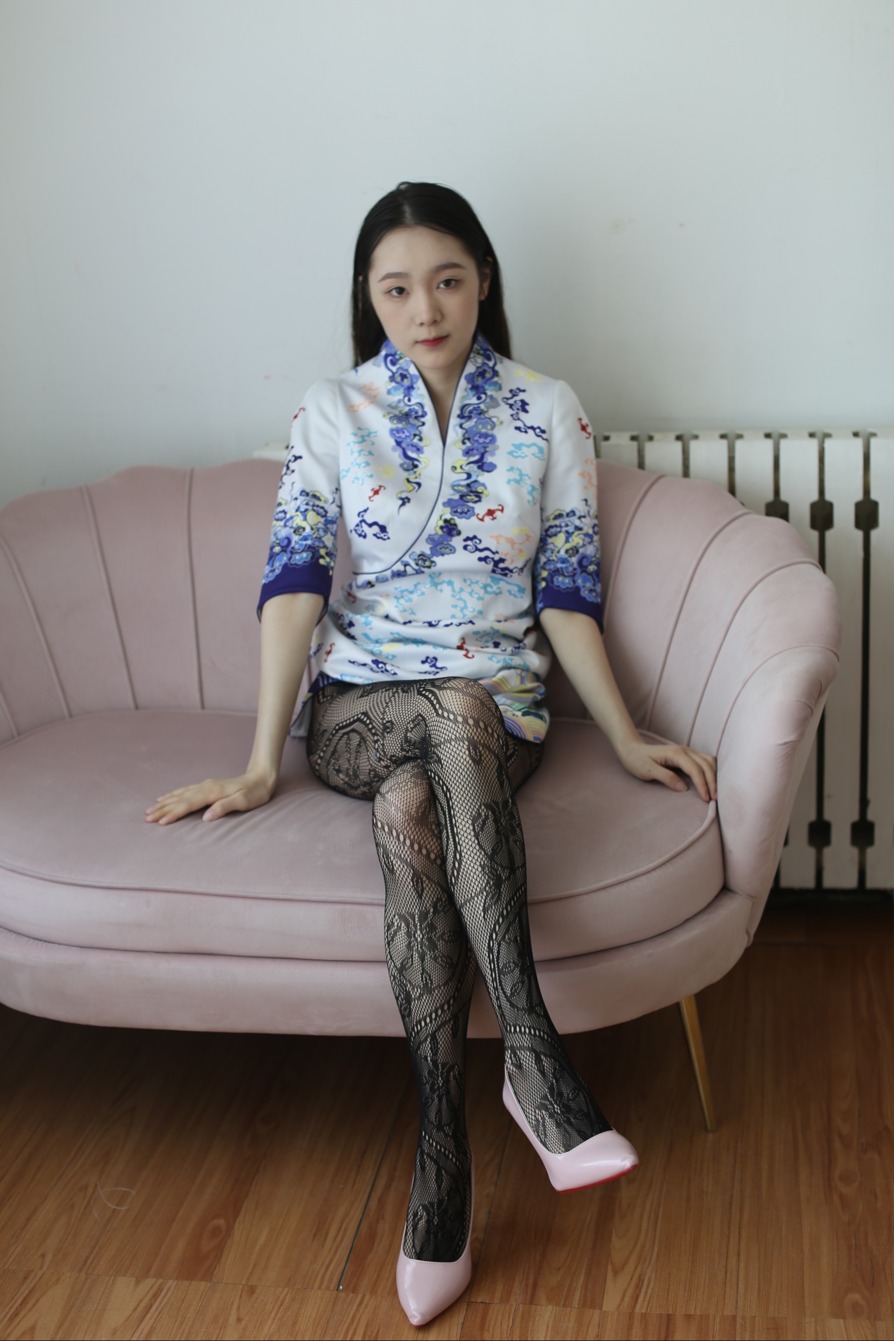 无码专区人妻丝袜:03-18-19-31-44-49R:35,无码专区人妻丝袜,探索时尚与情感的交织之美 无码专区人妻丝袜:03-18-19-31-44-49R:35,无码专区人妻丝袜,探索时尚与情感的交织之美