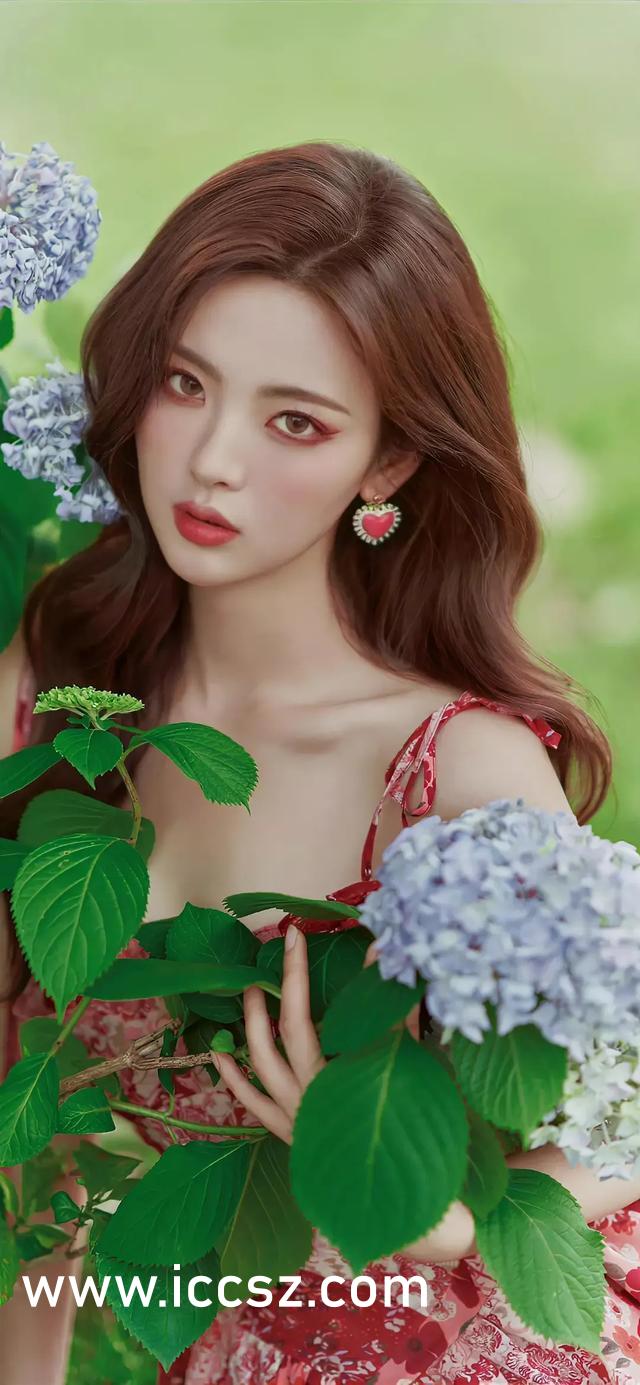 国产在线无码制服丝袜无码:08-30-35-38-39-41M：40,探索国产在线无码制服丝袜的魅力，从尺寸到时尚趋势的深度解析