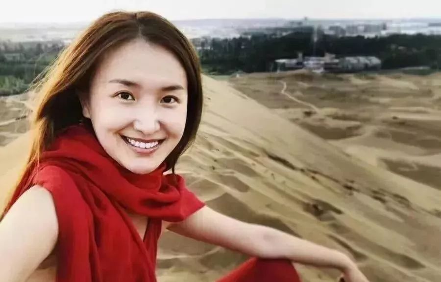 国内少妇偷人精品视频免费:16-19-29-34-37-46F：22,探索国内少妇私密视频的世界，从免费精品视频到数字背后的故事