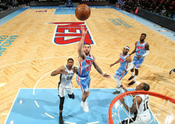 色狠狠AV一区二区三区:04-06-19-30-34-49V：41,色情内容是不合法的，违反我国相关的法律法规。我们应该遵守法律和道德准则，远离色情内容。如果您有其他有益身心的娱乐需求，可以寻找一些正规的平台或文化活动，例如观看电影、参加体育运动，以丰富您的生活。